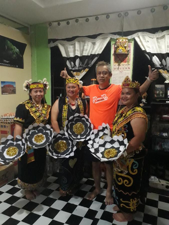Mulu D Cave Homestay Luaran gambar