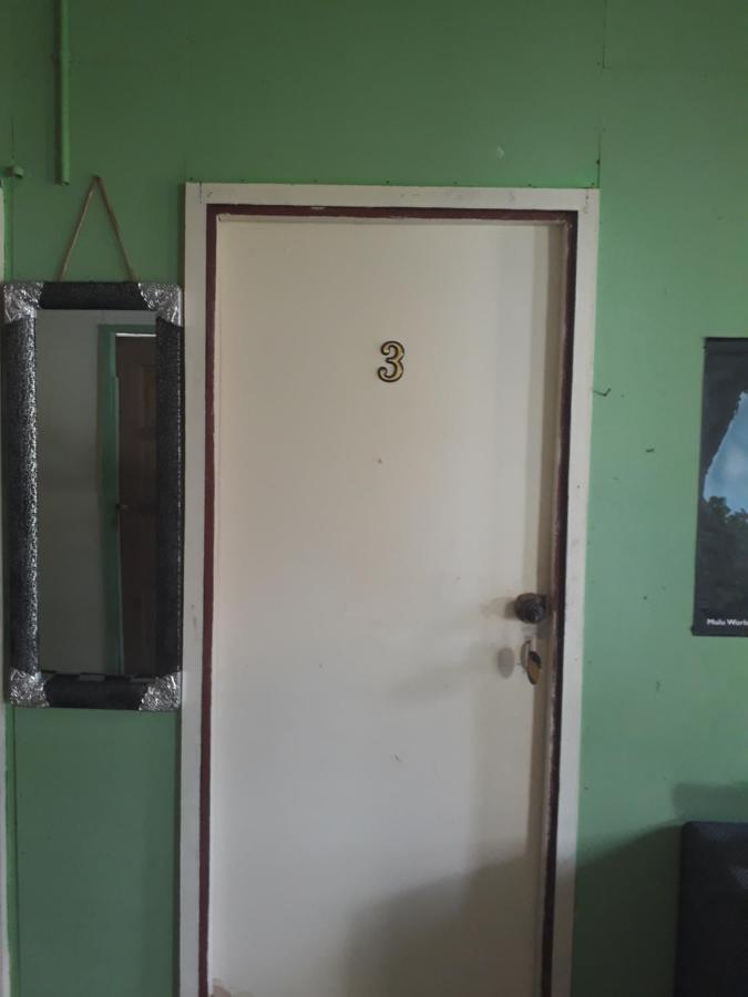 Mulu D Cave Homestay Luaran gambar